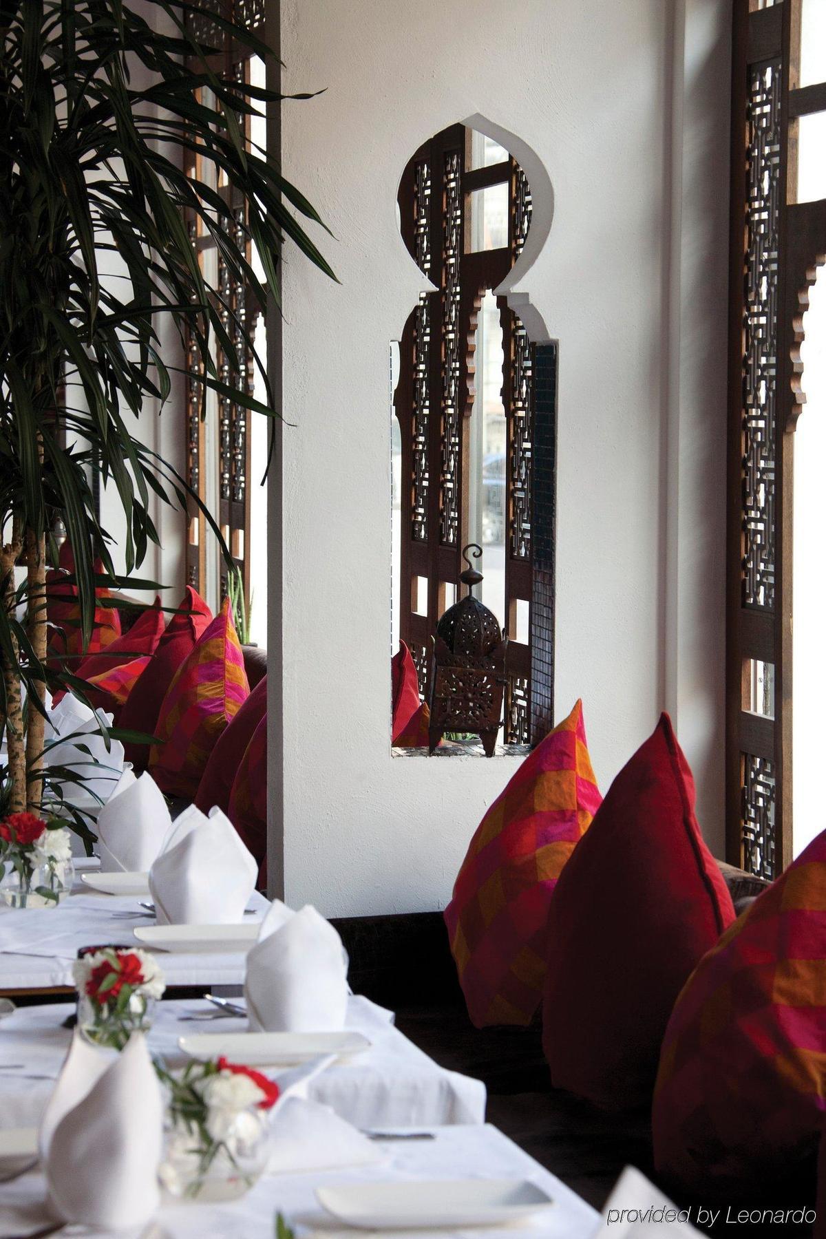 Park Grand London Kensington Otel Restoran fotoğraf